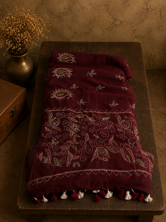 Maroon Mul Cotton Saree with Hand-Embroidered Kantha Stitch